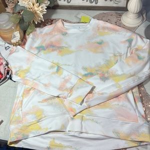 NWT all in motion sweatshirt